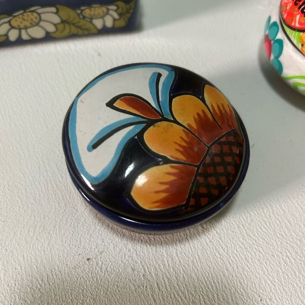 Handcrafted Floral Ceramic Small Trinket Box - Multicolor 2.5" - Picture 3 of 16